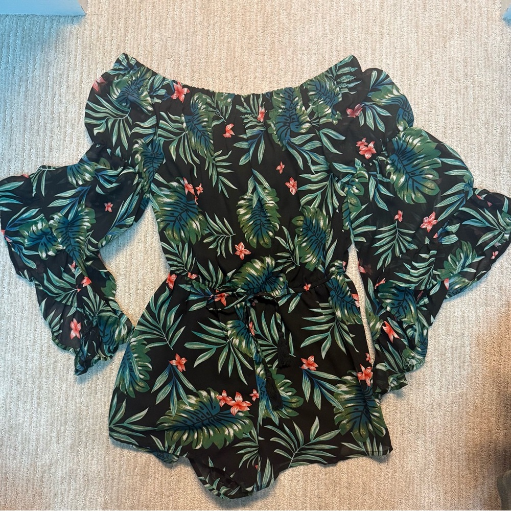 Indigo Floral Patterned Garment